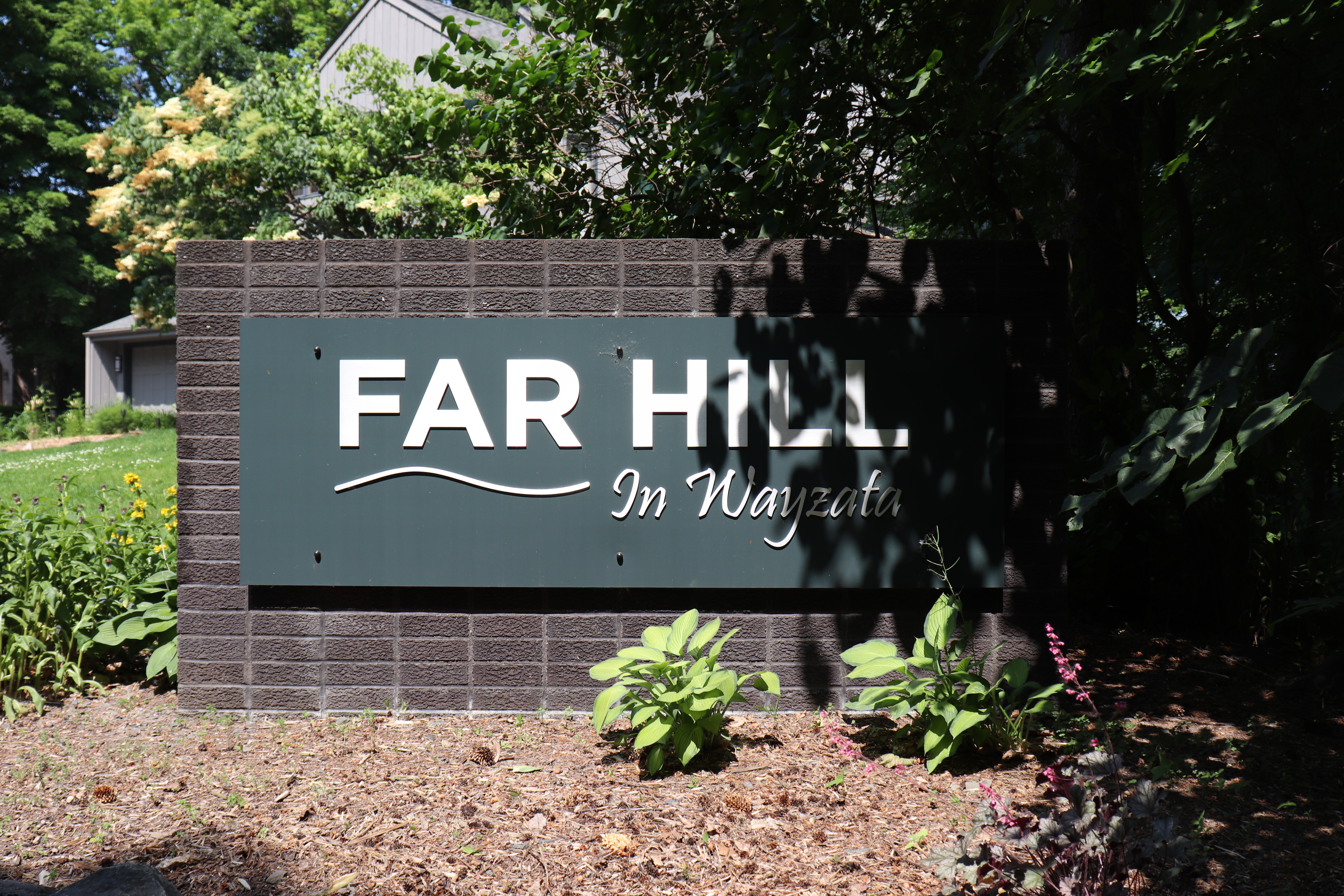 Far Hill Wayzata Neighborhood Sign